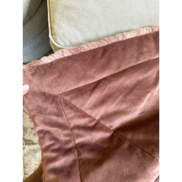 Lovesac footsac Throw Blanket Pink -Rose ice Dyed Phur - Picture 5 of 5